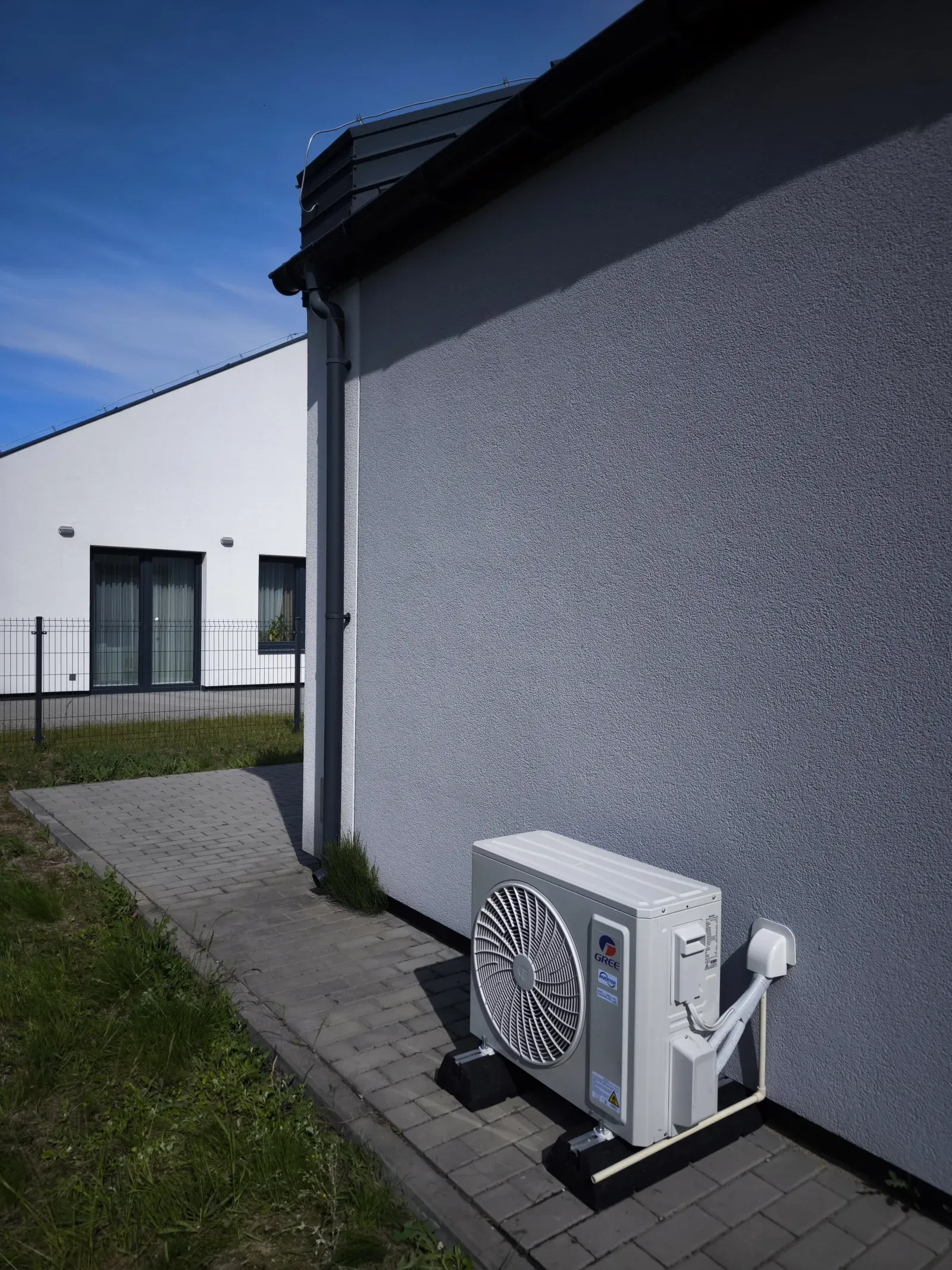 Klimatyzacja z grzaniem do -25°C w domu jednorodzinnym — Łódź — zdjęcie 3